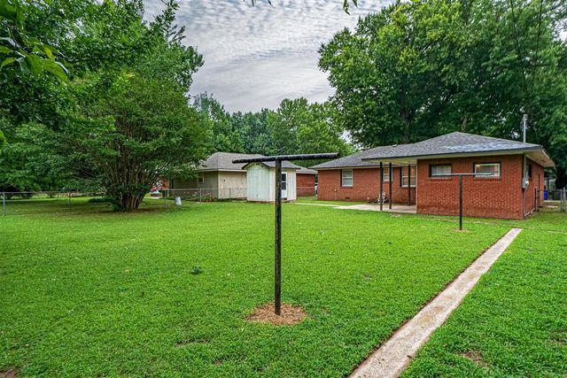 1215 Caddell Lane, Norman, OK 73069