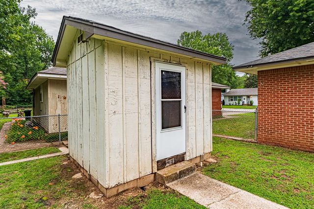 1215 Caddell Lane, Norman, OK 73069