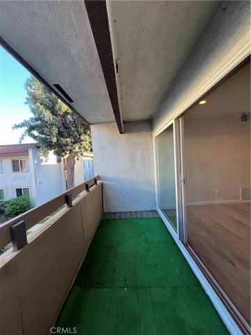 2521 W Sunflower Avenue H11, Santa Ana, CA 92704
