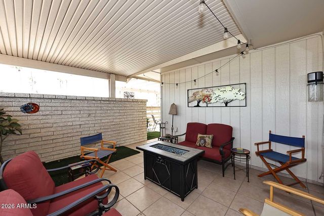 9713 W LANCASTER Drive, Sun City, AZ 85351