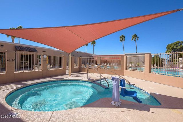 9713 W LANCASTER Drive, Sun City, AZ 85351