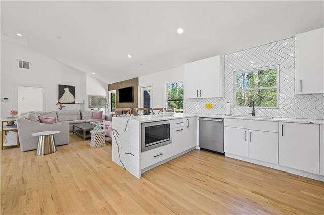 5905 Greenbrier Road, Atlanta, GA 30328