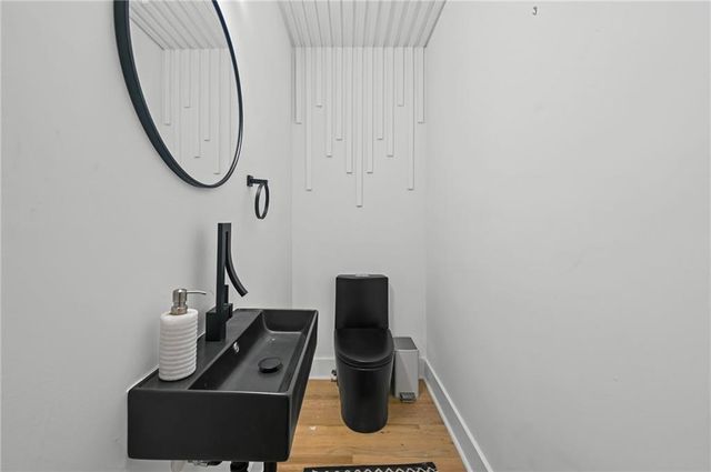 5905 Greenbrier Road, Atlanta, GA 30328