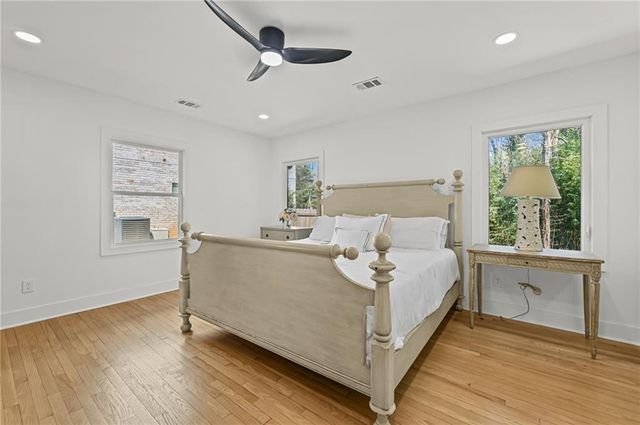 5905 Greenbrier Road, Atlanta, GA 30328