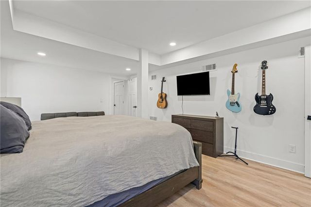 5905 Greenbrier Road, Atlanta, GA 30328