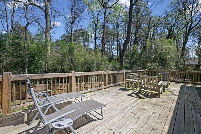 5905 Greenbrier Road, Atlanta, GA 30328