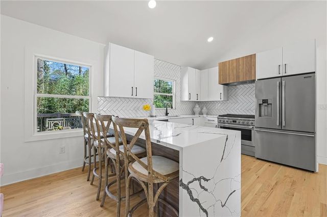 5905 Greenbrier Road, Atlanta, GA 30328