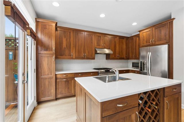 831 Charles Bank Avenue SE, Atlanta, GA 30312