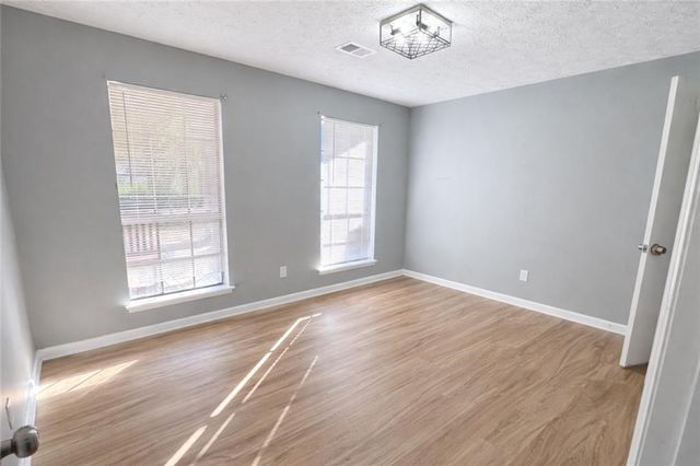 5145 Paisley Court NW, Lilburn, GA 30047