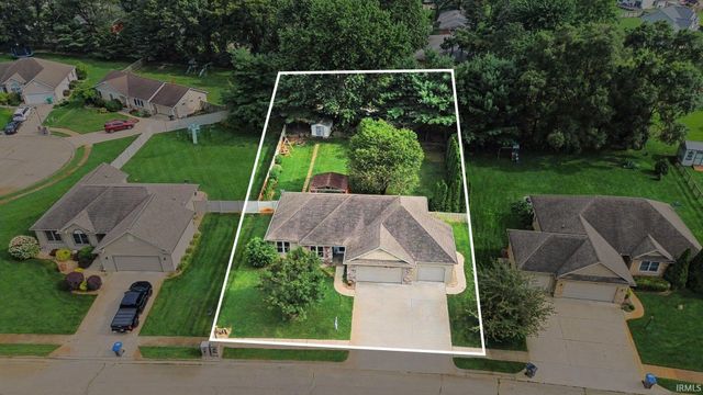 22352 Stonebridge Drive, Elkhart, IN 46514