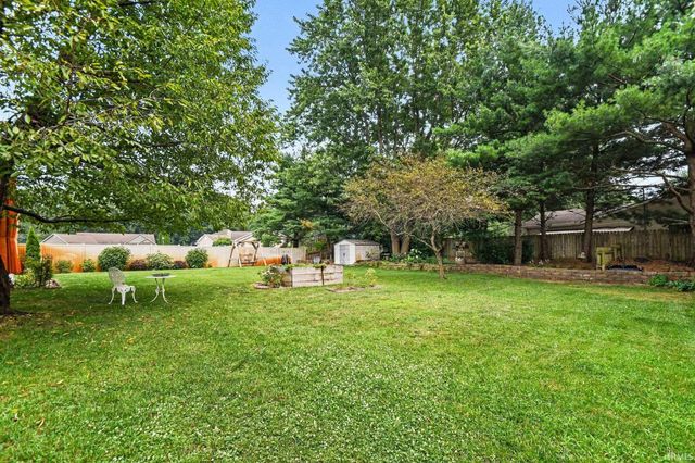 22352 Stonebridge Drive, Elkhart, IN 46514