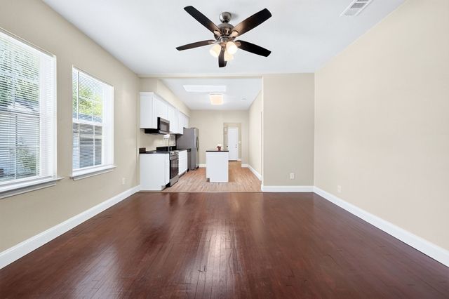 200 1st Street, Terrell, TX 75160