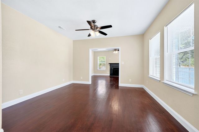 200 1st Street, Terrell, TX 75160