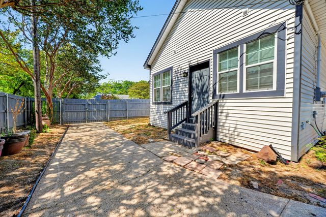 200 1st Street, Terrell, TX 75160