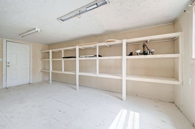 200 1st Street, Terrell, TX 75160