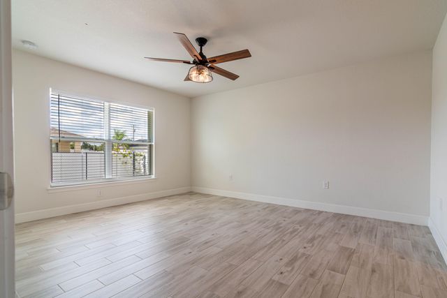 1513 NE 43rd Terrace, Cape Coral, FL 33909