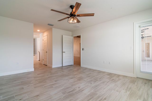 1513 NE 43rd Terrace, Cape Coral, FL 33909