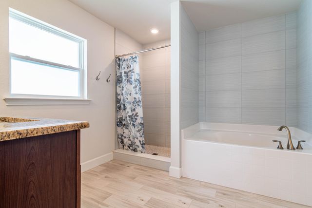 1513 NE 43rd Terrace, Cape Coral, FL 33909