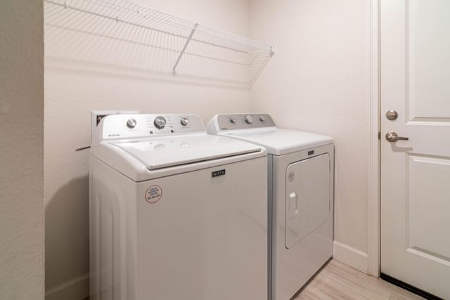 1513 NE 43rd Terrace, Cape Coral, FL 33909