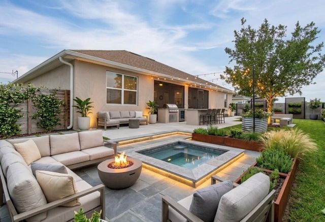 1513 NE 43rd Terrace, Cape Coral, FL 33909