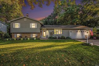 16672 Valley Forge Lane, Granger, IN 46530