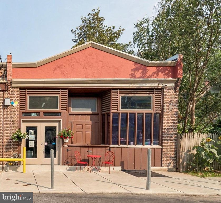 548 CARPENTER LN, Philadelphia, PA 19119