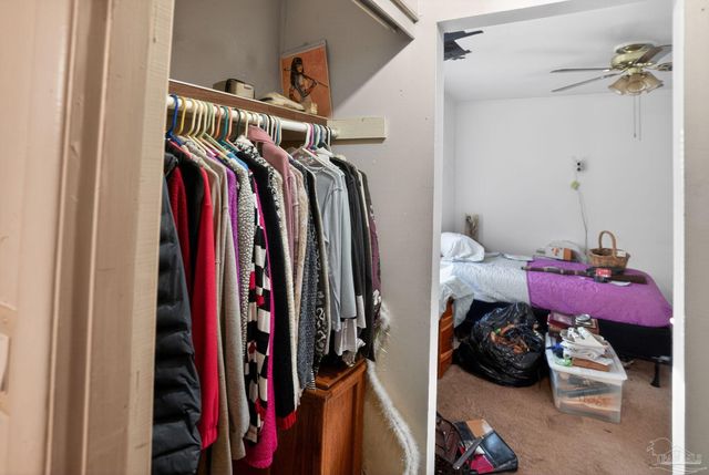 3963 Whitehall Dr, Pace, FL 32571