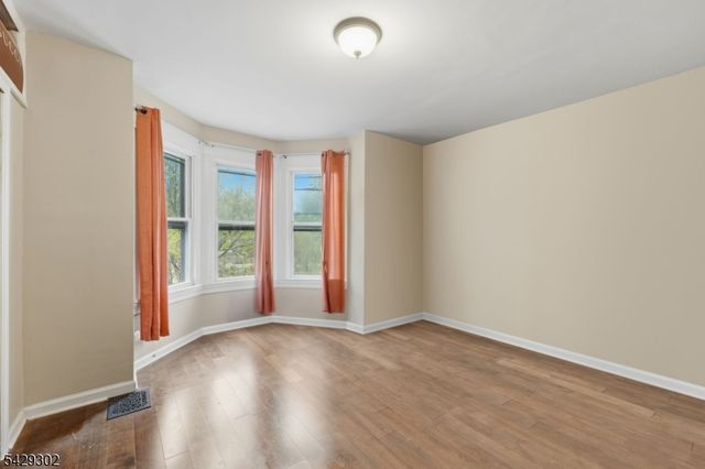 270 Snyder St, City Of Orange Twp., NJ 07050