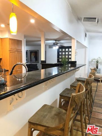 1641 E El Alameda, Palm Springs, CA 92262