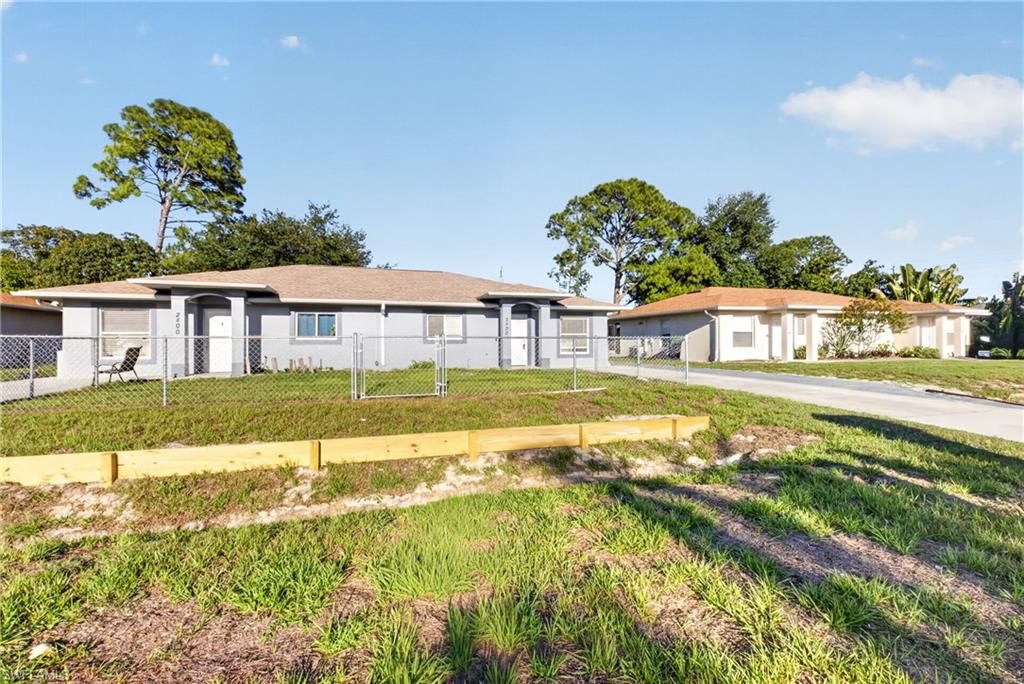 2400 55th TER SW, Naples, FL 34116
