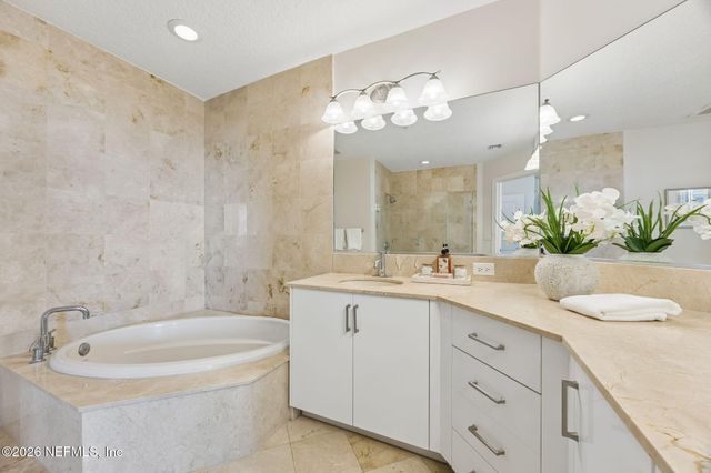 1431 RIVERPLACE Boulevard 1501, Jacksonville, FL 32207