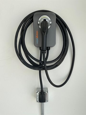 1106 Walton LN B, Austin, TX 78721