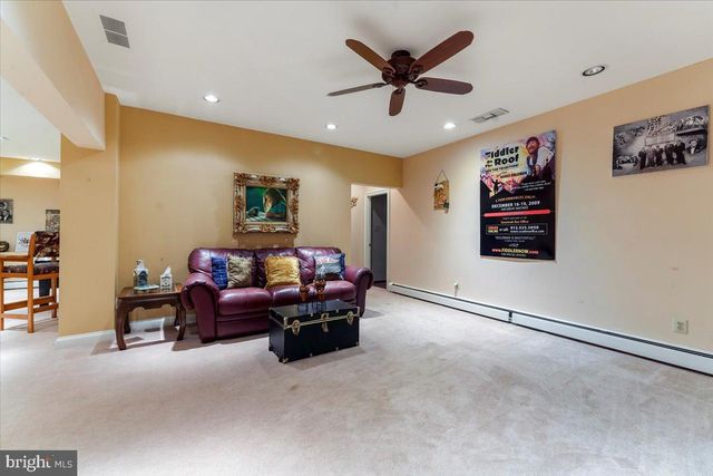 134 SPRINGTON LAKE RD, Media, PA 19063