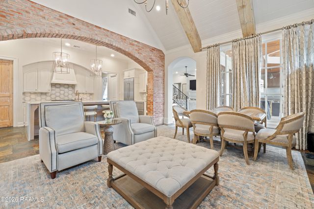 114 English Gardens Parkway, Lafayette, LA 70503