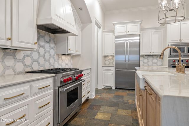 114 English Gardens Parkway, Lafayette, LA 70503