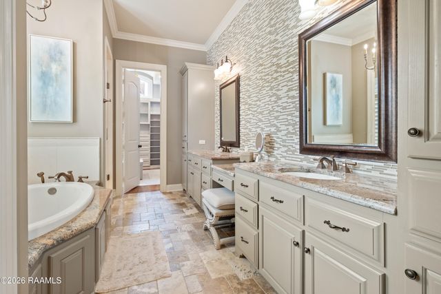 114 English Gardens Parkway, Lafayette, LA 70503