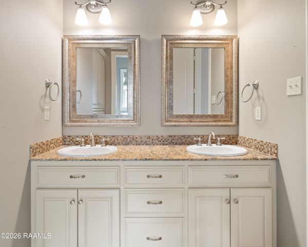 114 English Gardens Parkway, Lafayette, LA 70503