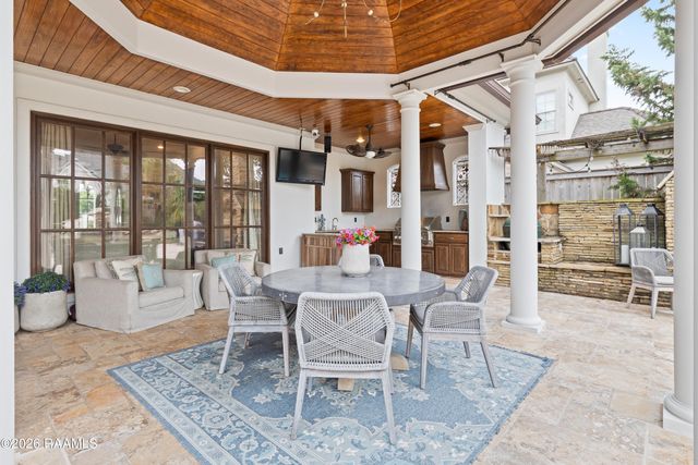 114 English Gardens Parkway, Lafayette, LA 70503