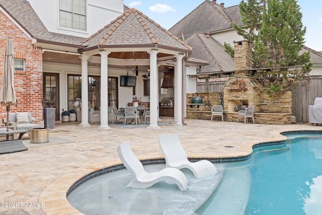 114 English Gardens Parkway, Lafayette, LA 70503