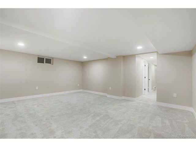 3046 Saint Paul St, Denver, CO 80205