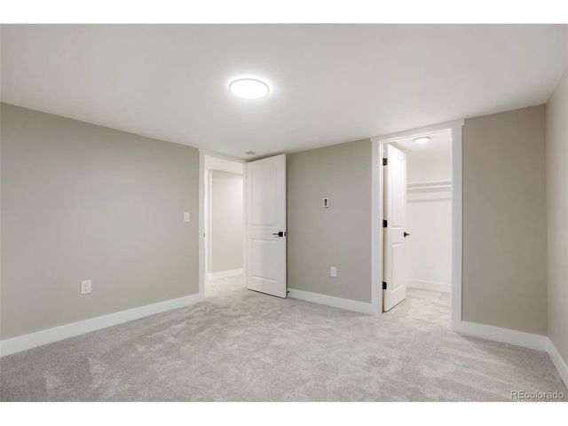 3046 Saint Paul St, Denver, CO 80205