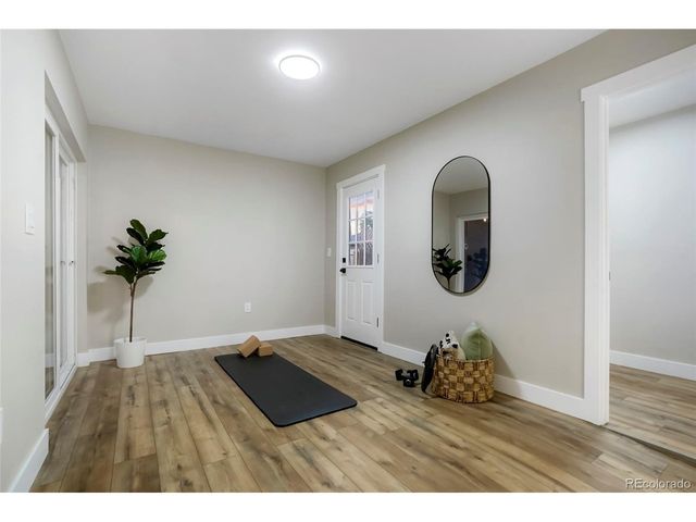 3046 Saint Paul St, Denver, CO 80205