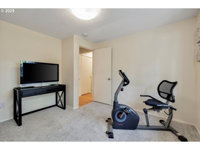 1223 Se OAK GROVE Blvd, Milwaukie, OR 97267
