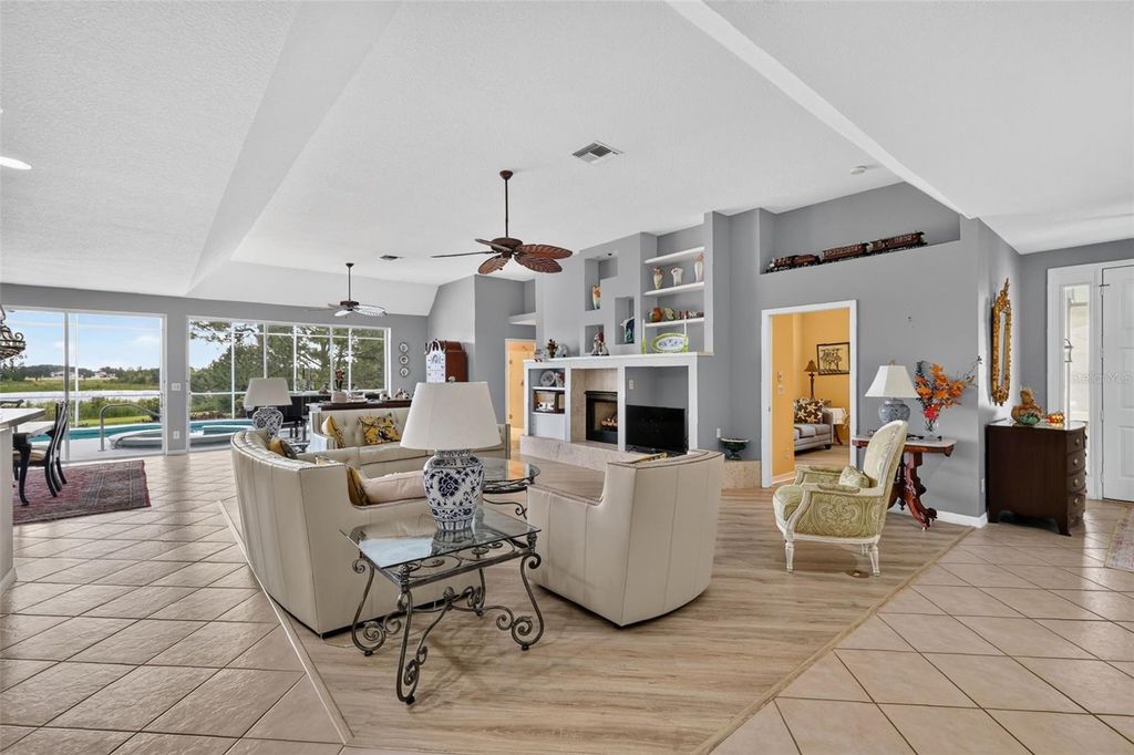 Image 12 of property listing at 5409 ESSEX COURT, Leesburg, FL 34748