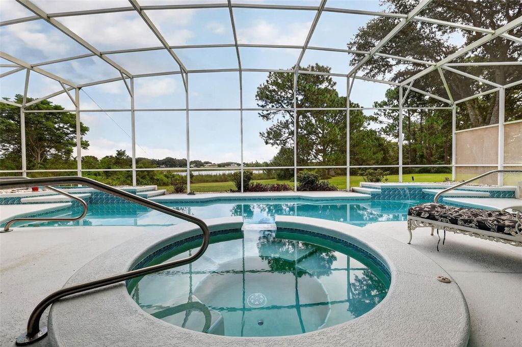 Image 44 of property listing at 5409 ESSEX COURT, Leesburg, FL 34748