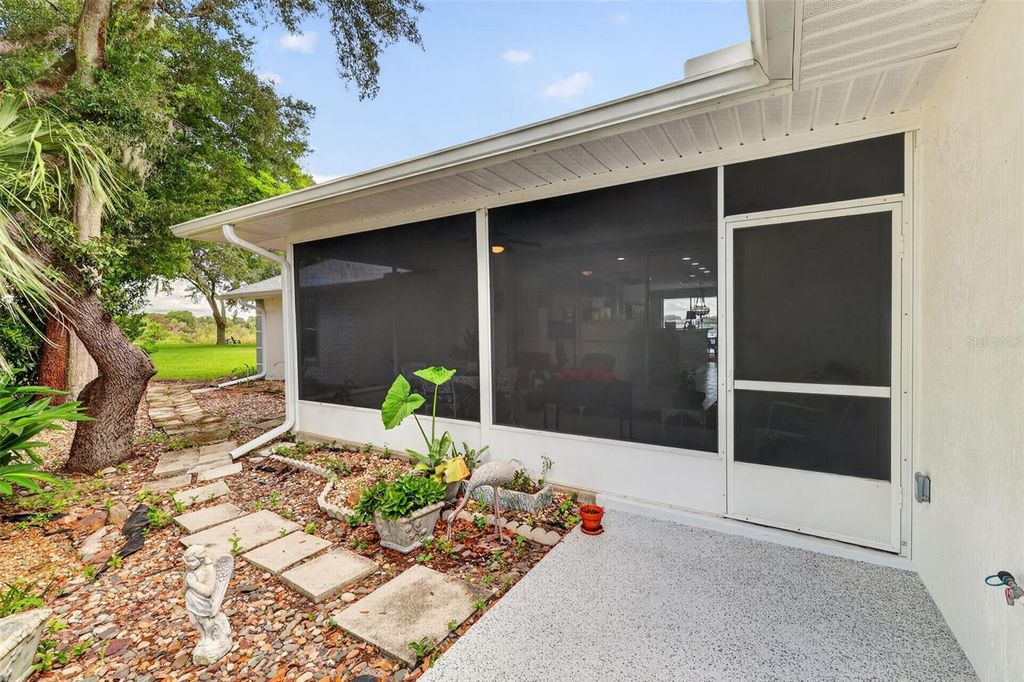 Image 49 of property listing at 5409 ESSEX COURT, Leesburg, FL 34748