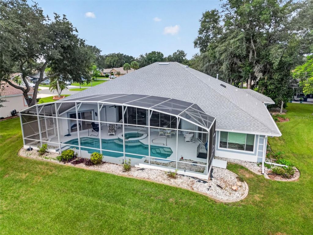 Image 50 of property listing at 5409 ESSEX COURT, Leesburg, FL 34748