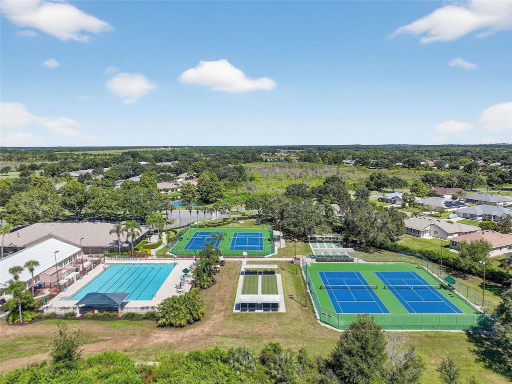 Image 66 of property listing at 5409 ESSEX COURT, Leesburg, FL 34748