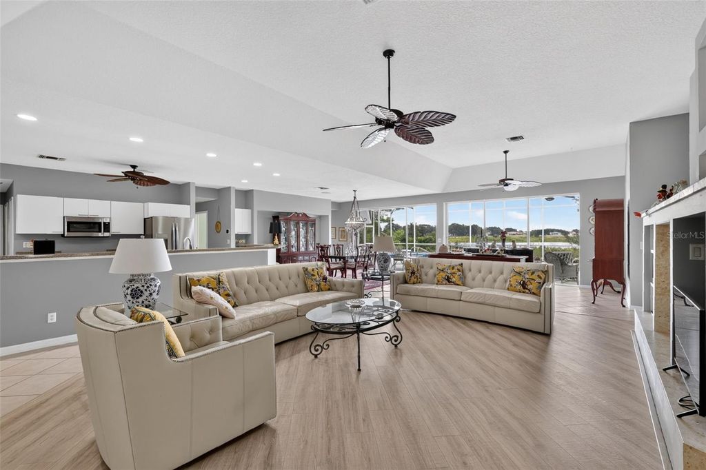 Image 10 of property listing at 5409 ESSEX COURT, Leesburg, FL 34748