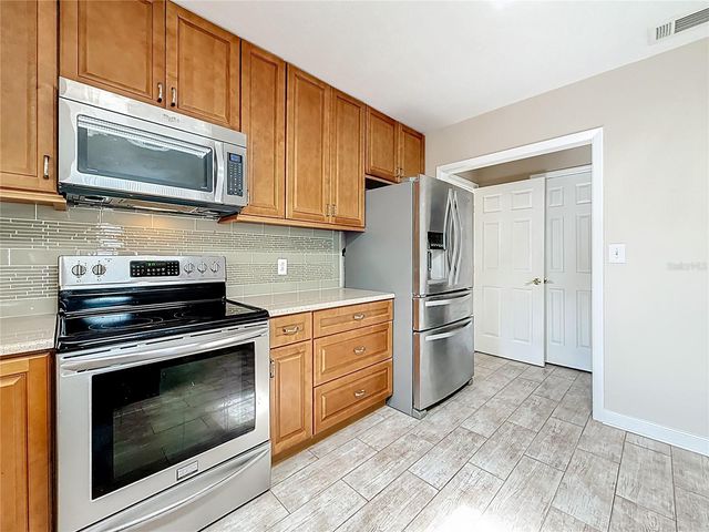 7210 DANBURY WAY, Clearwater, FL 33764